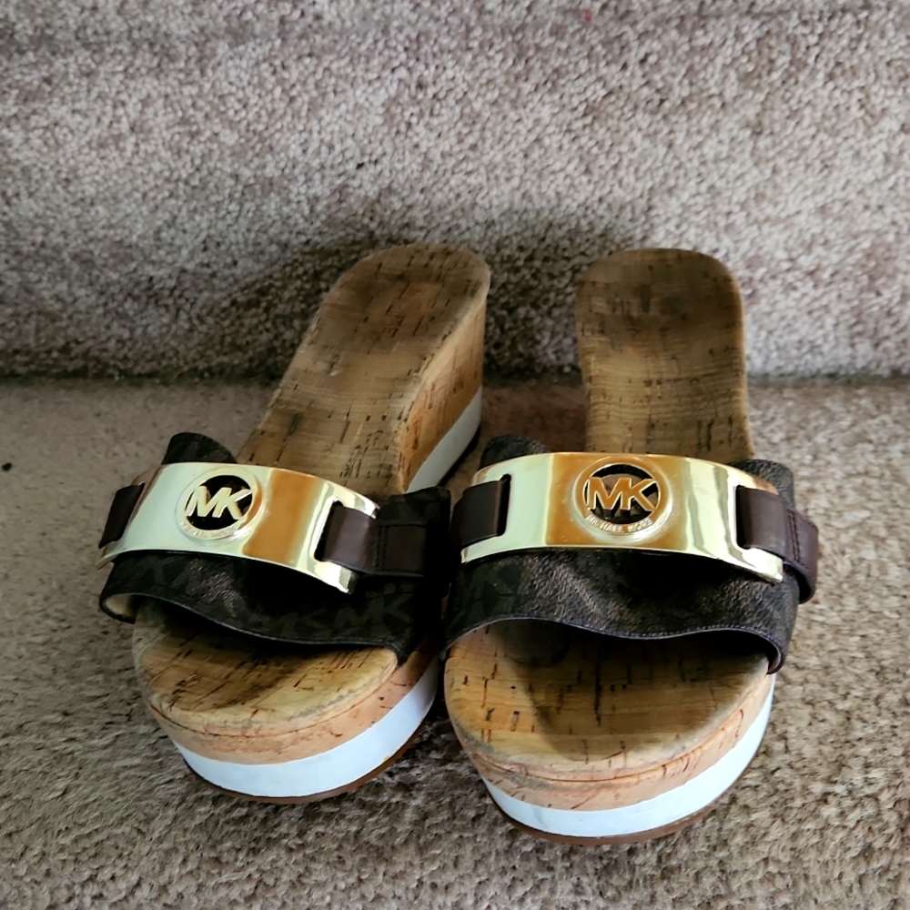 MICHAEL KORS WOMEN'S CORK PLATFORM SANDALS